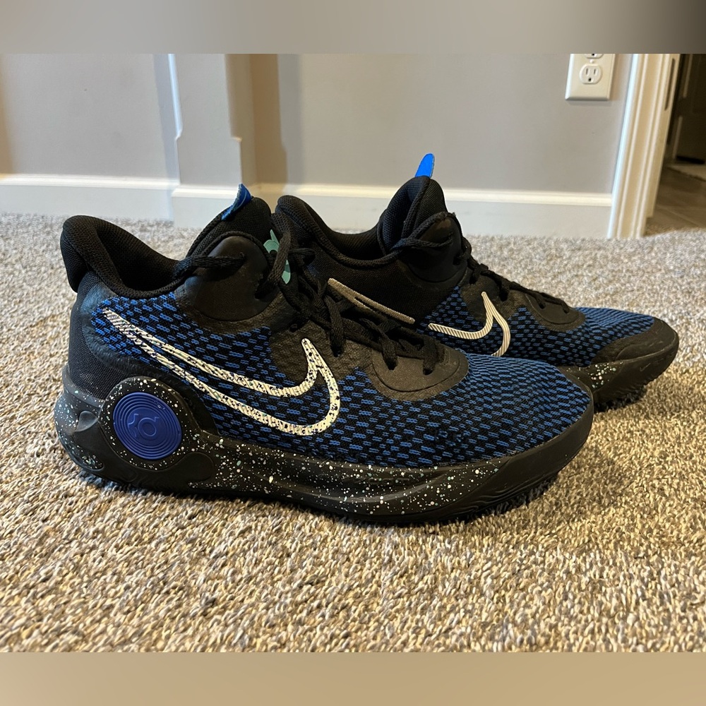 Nike Men’s Basketball Shoes